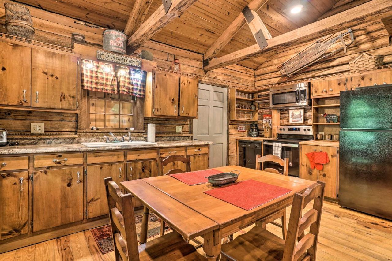 Villa North Georgia Mtn Escape With Hot Tub And Games! Sautee Nacoochee Esterno foto
