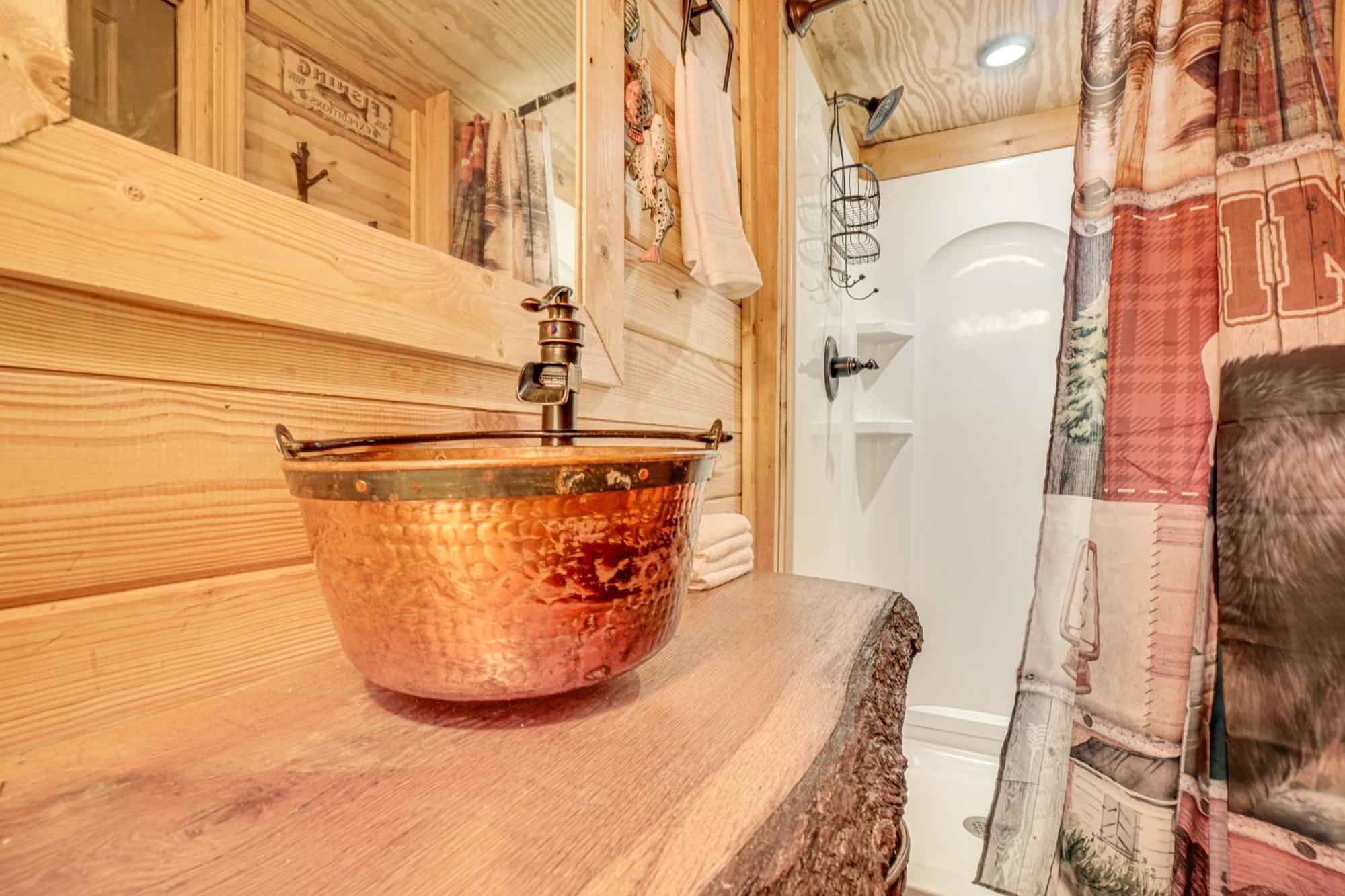 Villa North Georgia Mtn Escape With Hot Tub And Games! Sautee Nacoochee Esterno foto