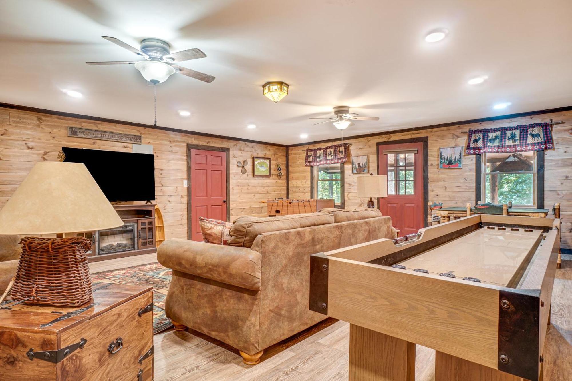 Villa North Georgia Mtn Escape With Hot Tub And Games! Sautee Nacoochee Esterno foto